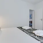 Kastelina Lägenhet