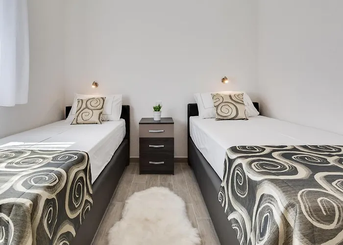 Apartamento Kastelina Vir