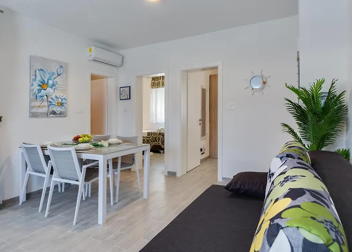 Kastelina Apartamento