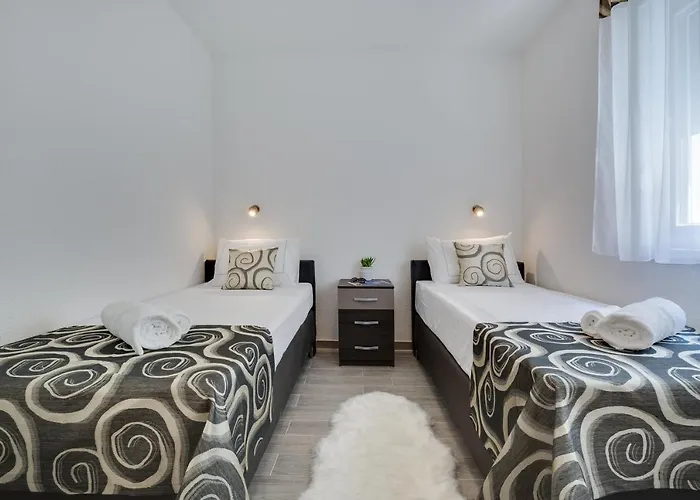 Kastelina Apartamento *