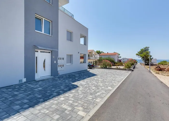 Apartamento Kastelina Vir