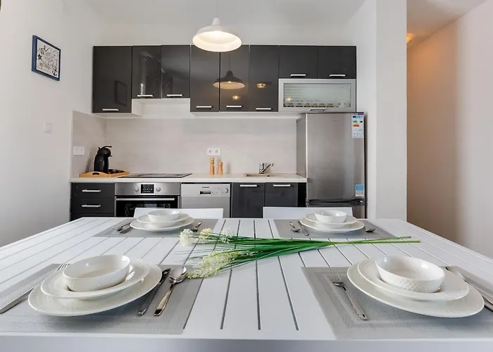 Kastelina Apartamento *