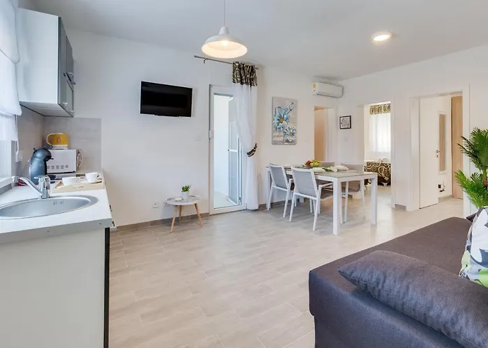 Kastelina Apartamento