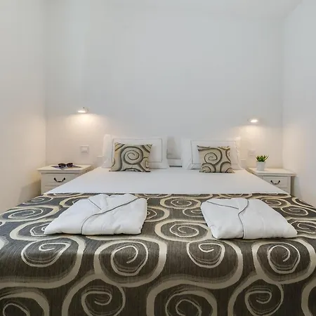 Apartman Kastelina *