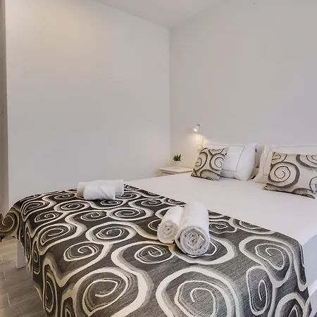 Apartment Kastelina