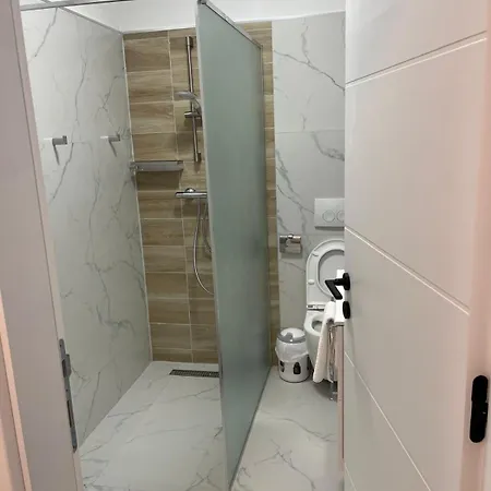 Kastelina Appartement *