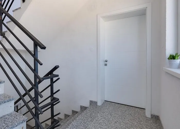 Appartement Kastelina