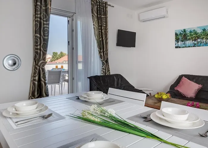 Appartement Kastelina